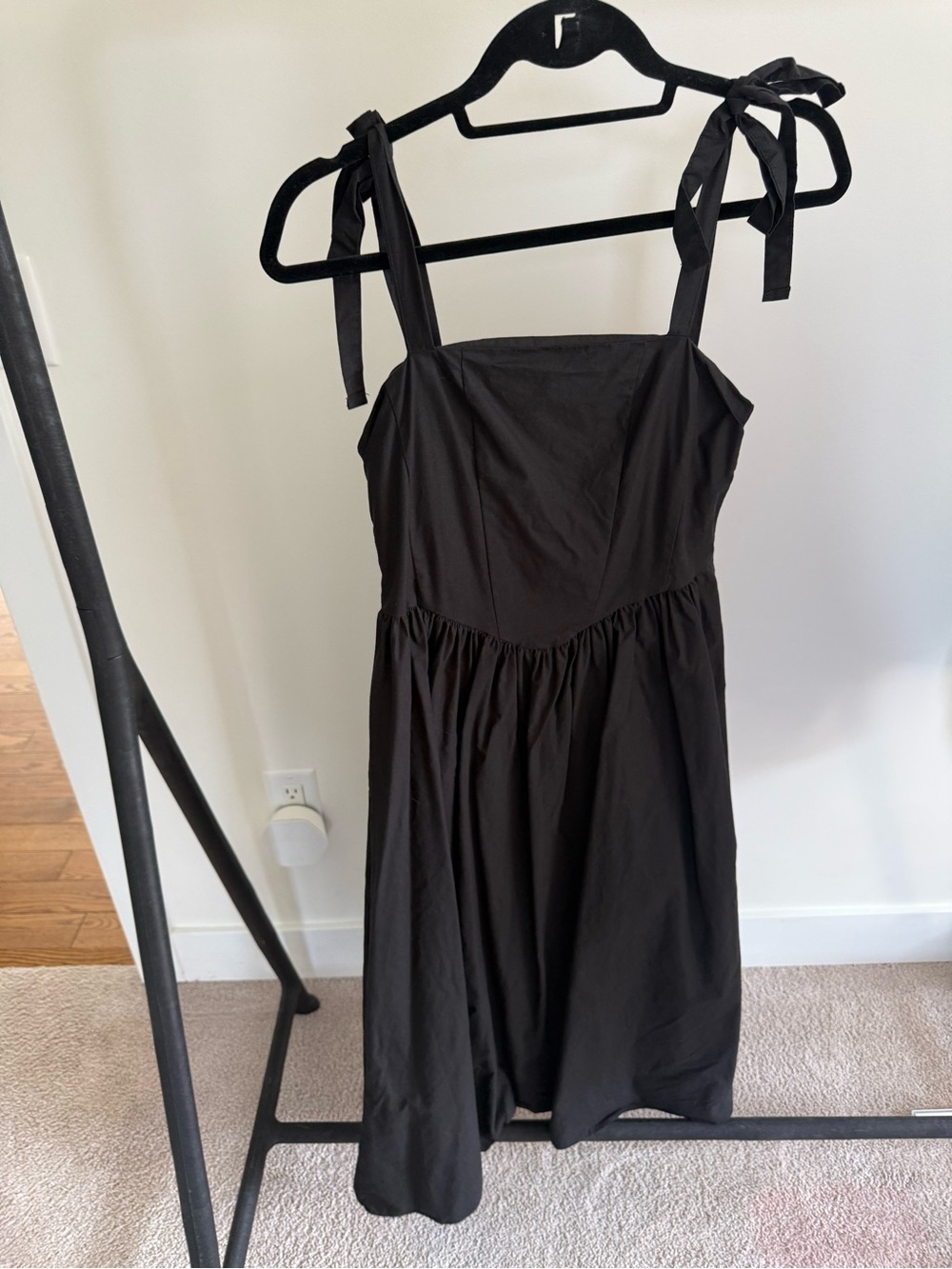 OAK + FORT Black Tie-Shoulder Midi Dress